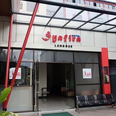 Syafira Hotel Langgur Екстер'єр фото