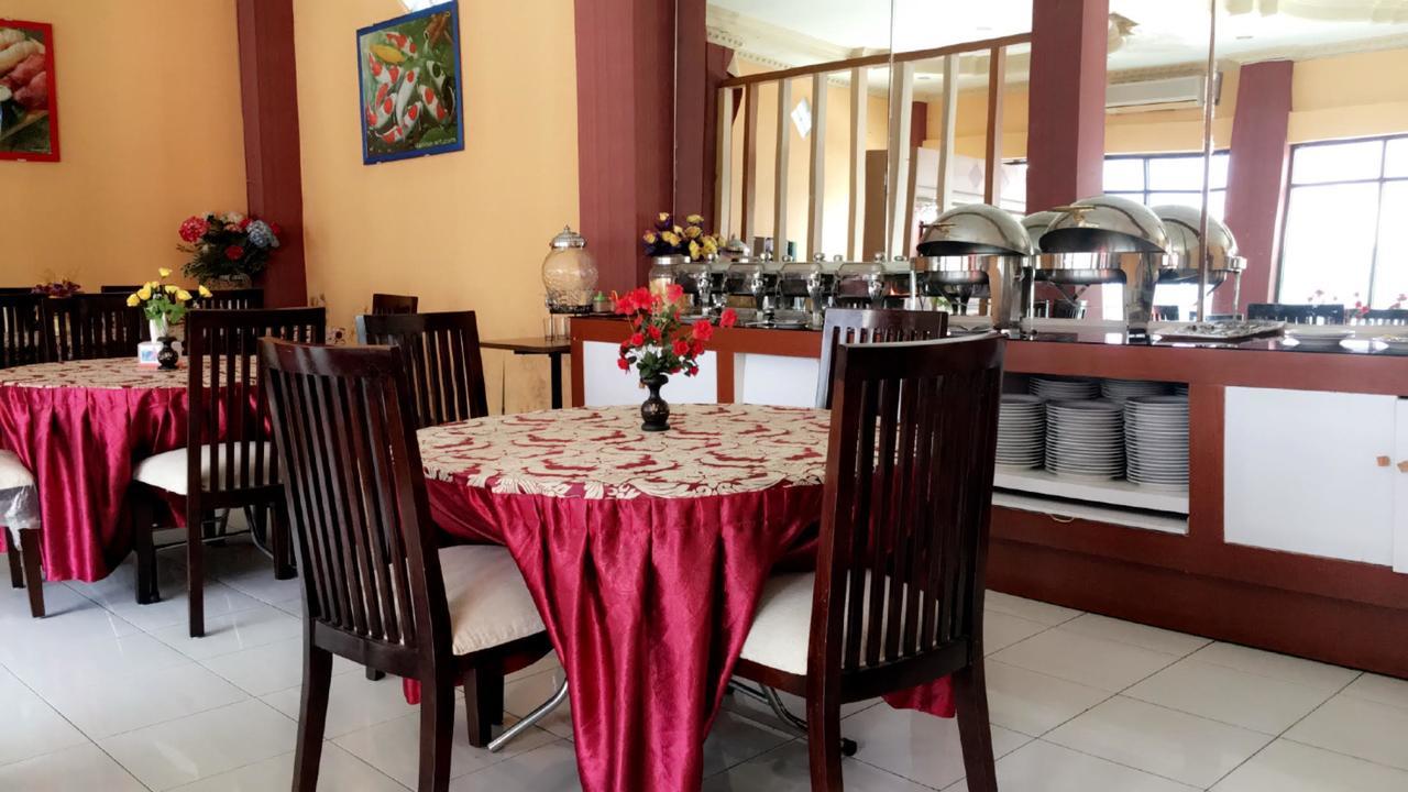 Syafira Hotel Langgur Екстер'єр фото