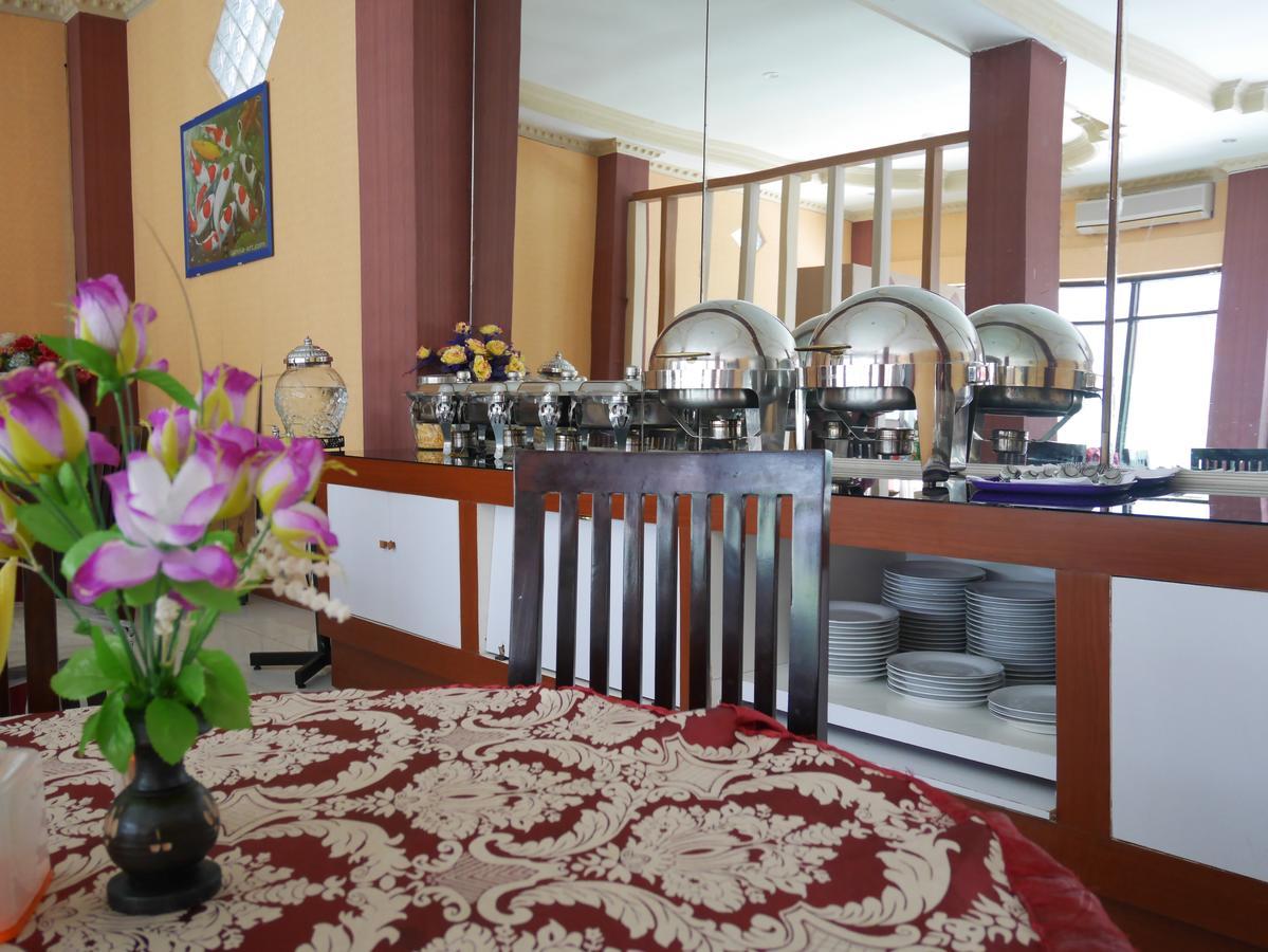 Syafira Hotel Langgur Екстер'єр фото